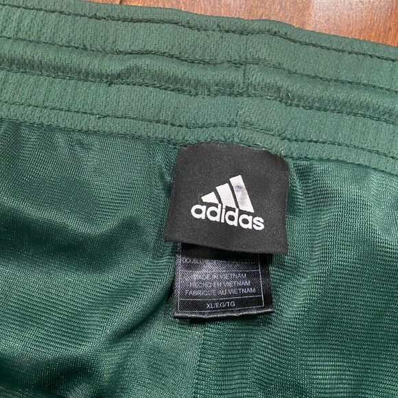 Adidas Milwaukee Bucks Y2K Basketball Workout Shorts Green Red Men's Size XLT - Picture 8 of 8